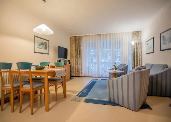 Komfort Appartement mit 1 Schlafzimmer und Balkon im Obergeschoss 244